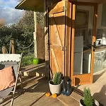 Domek alpejski Un Chalet Au Verger-Dog Friendly-Jacuzzi & Massages *