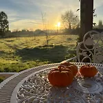 Un Chalet Au Verger-Dog Friendly-Jacuzzi & Massages Domek alpejski Conteville (Eure)