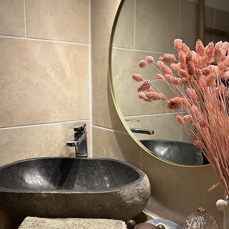 Chalet Un Au Verger-dog Friendly-jacuzzi & Massages Conteville (Eure)
