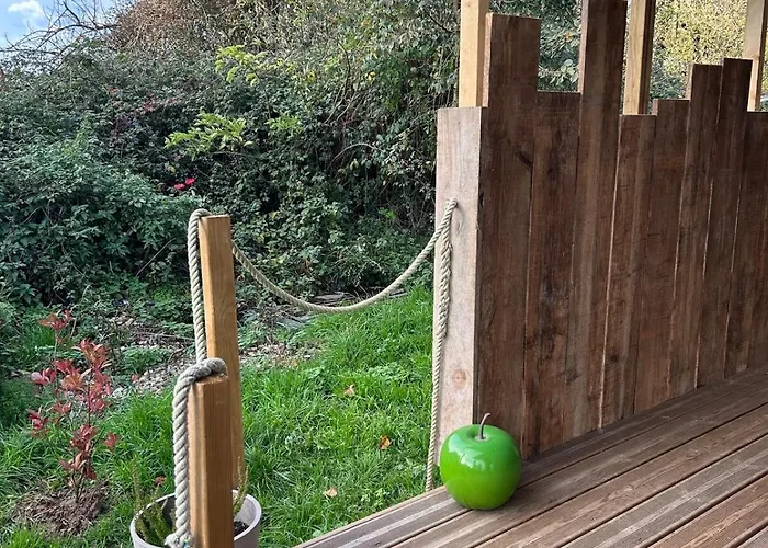 Un Au Verger Dog Friendly Chalet *