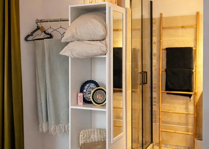 Un Au Verger Dog Friendly Chalet