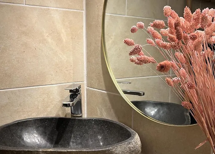 בקתה Un Chalet Au Verger-Dog Friendly-Jacuzzi & Massages Conteville (Eure)